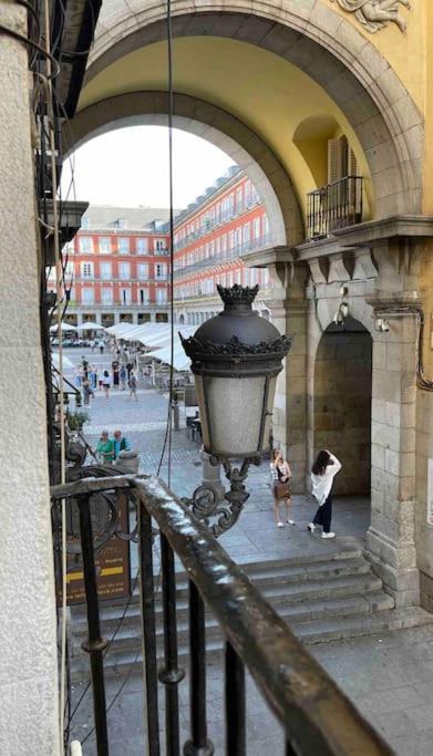Encantador Apartamento Plaza Mayor Madrid Centro Екстер'єр фото